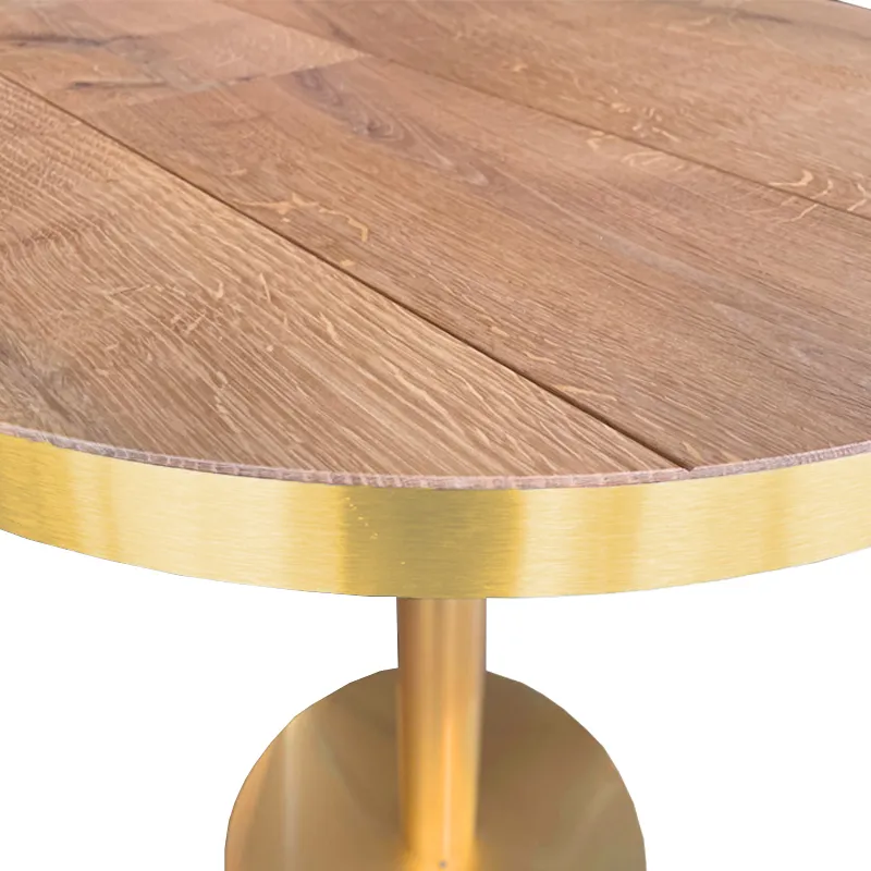grazia detail Tafel Grazia Messing