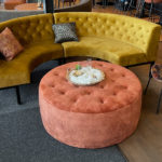 Dinerbank Hugo gecapitonneerd